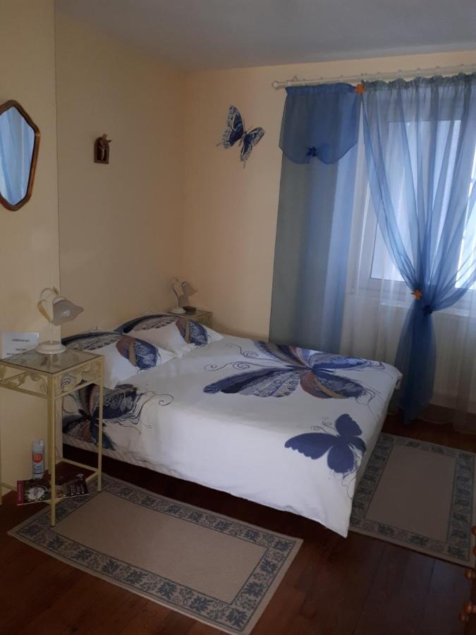Bed and Breakfast Les Hibiscus Saint-Jean-le-Centenier Exterior foto